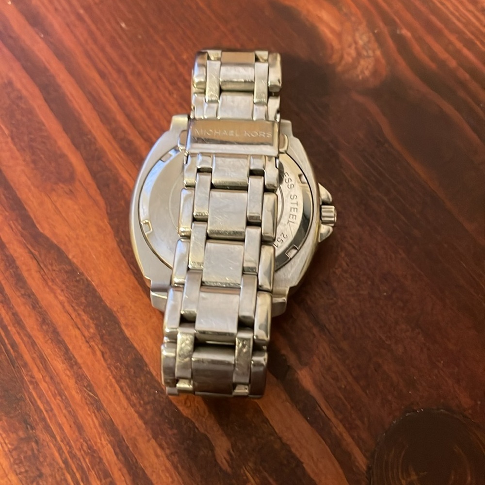Silver Michael Kors watch with rhinestones - Picture 3 of 4